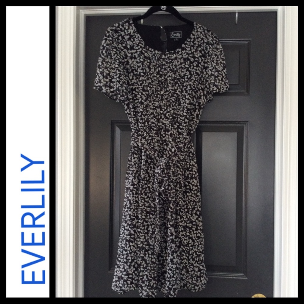 NWOT Everlily Black and White Floral Dress